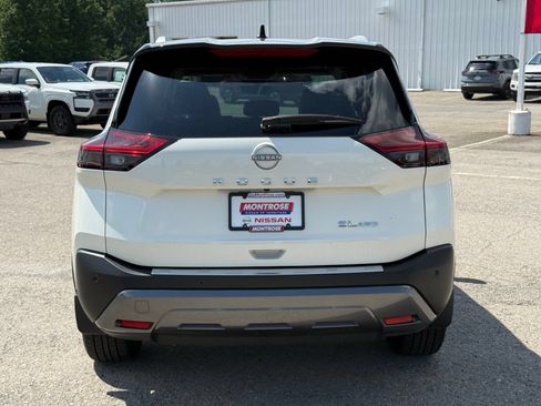Used 2023 Nissan Rogue SL w/ SL Premium Package AWD/4WD image 13