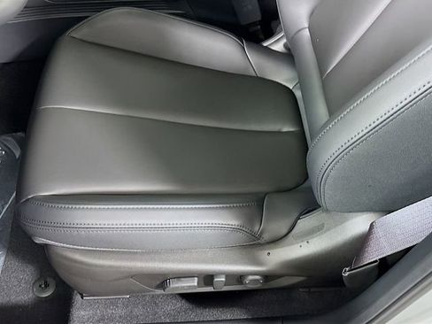 New 2026 Subaru Outback Premium image 18