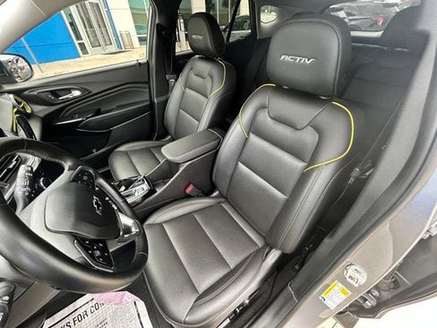 Used 2025 Chevrolet Trax ACTIV w/ Driver Confidence Package FWD image 10