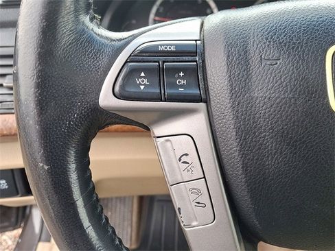 Used 2012 Honda Accord EX-L image 21