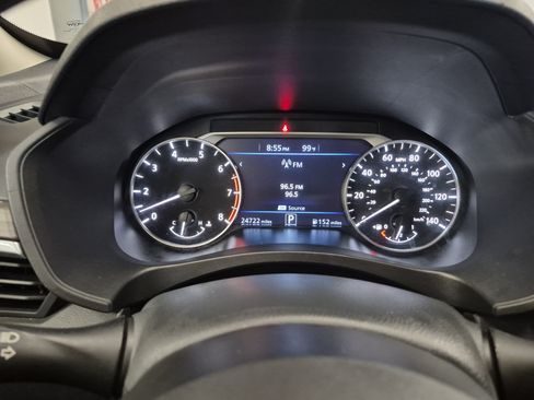 Used 2025 Nissan Altima 2.5 SV FWD image 22