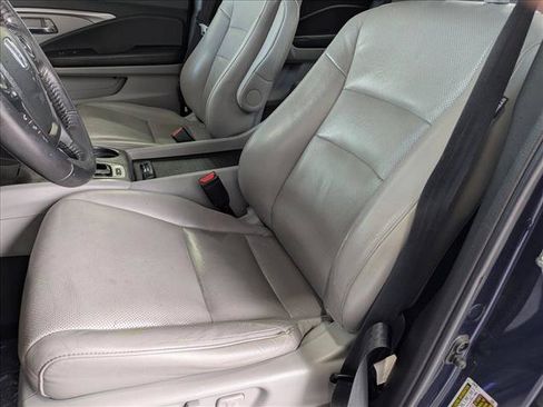 Used 2018 Honda Ridgeline RTL-T image 15