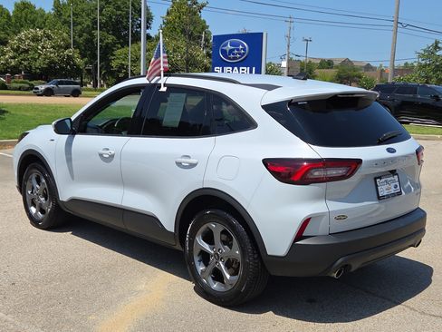 Used 2025 Ford Escape ST-Line Select AWD/4WD image 5