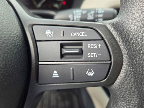 New 2026 Honda HR-V LX image 12