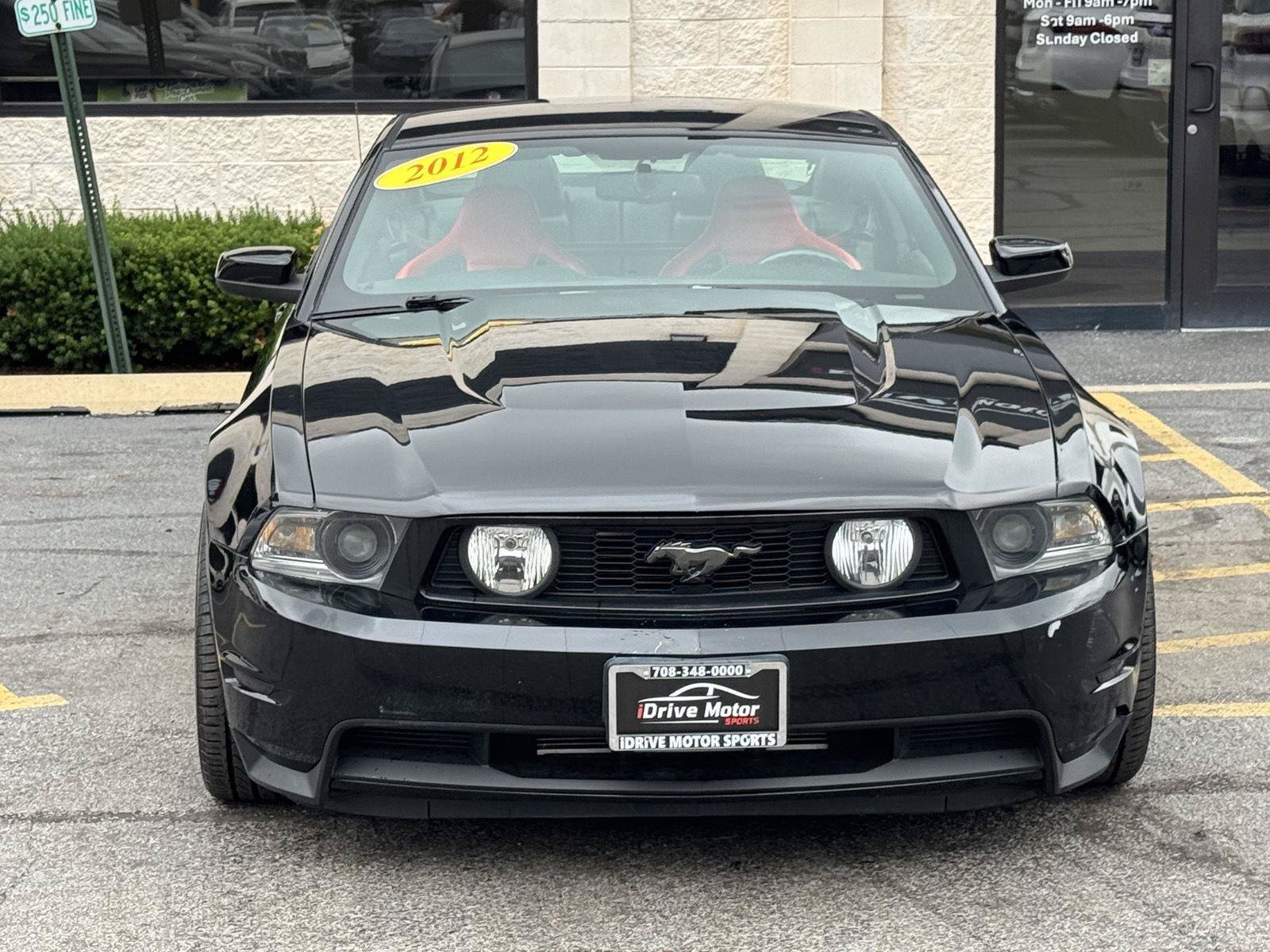 Used 2012 Ford Mustang GT Premium w/ HID Headlamps & Security Pkg RWD image 14