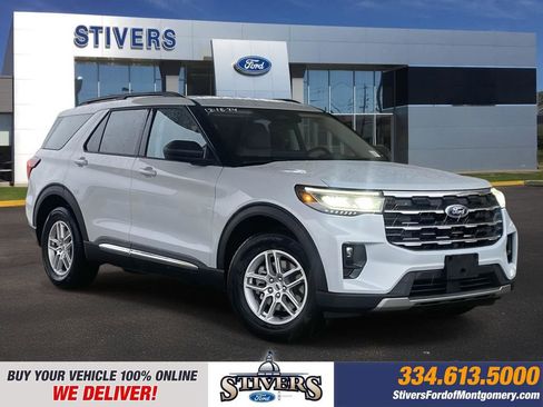 New 2025 Ford Explorer Active image 1