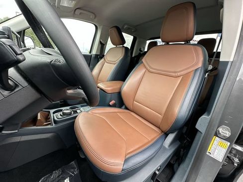 Used 2024 Ford Maverick Lariat FWD image 19