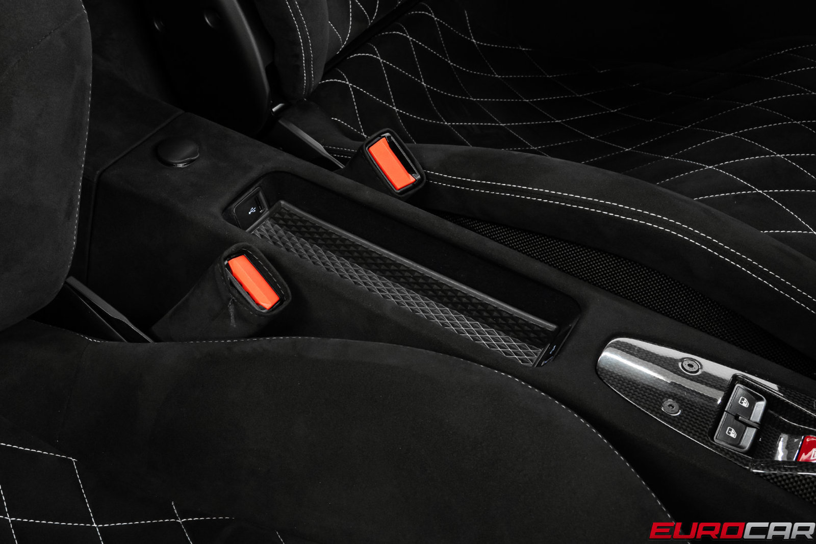 Used 2015 Ferrari 458 Speciale Coupe RWD image 40