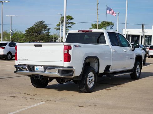 Used 2025 Chevrolet Silverado 2500 LT w/ Safety Package AWD/4WD image 10