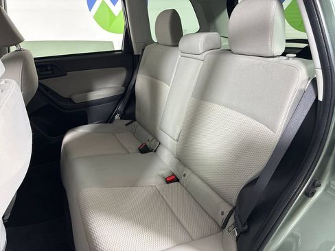Used 2014 Subaru Forester 2.5i Premium AWD/4WD image 27