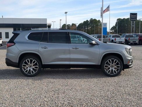 New 2026 GMC Acadia Denali Ultimate image 9