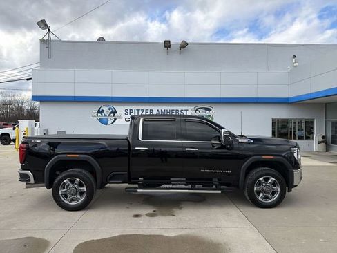 Certified 2025 GMC Sierra 2500 SLT w/ SLT Premium Package image 28