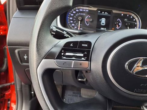 Used 2022 Hyundai Tucson SEL image 16