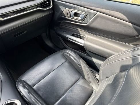 Used 2024 Ford Mustang Premium image 13