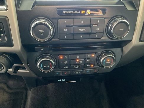 Used 2016 Ford F150 Lariat image 15