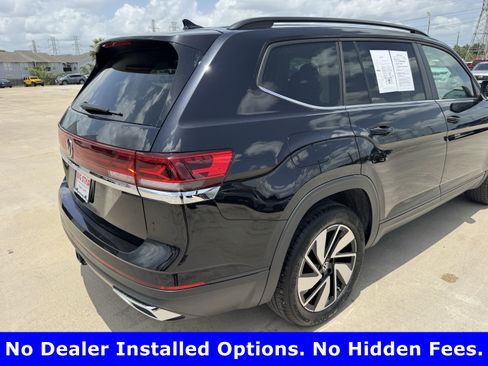 Used 2025 Volkswagen Atlas SE FWD image 8