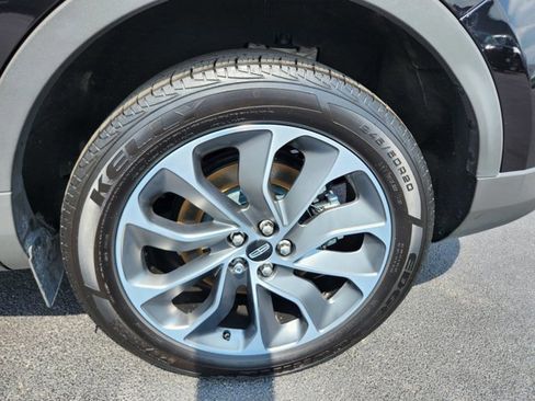 Used 2022 Lincoln Nautilus Reserve image 48