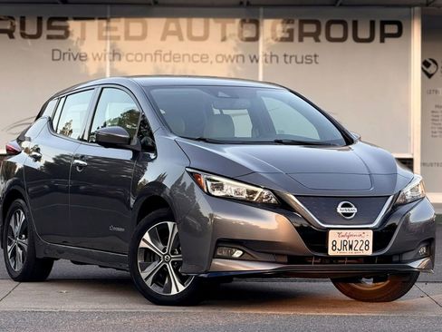 Used 2019 Nissan Leaf SL Plus w/ Protection Package FWD image 2