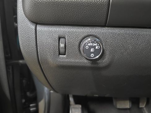 Used 2015 Chevrolet Colorado LT w/ LT Convenience Package RWD image 23