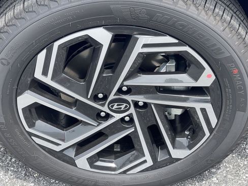 New 2025 Hyundai Tucson Limited image 9