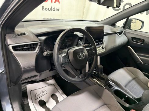 Used 2025 Toyota Corolla Cross AWD Hybrid image 22