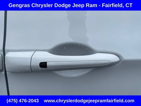 Certified 2024 Chrysler Voyager LX FWD image 33