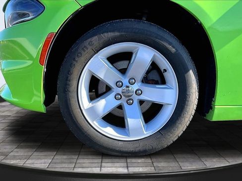 Used 2019 Dodge Charger SXT w/ Leather Interior Group image 9