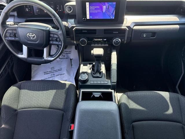 Certified 2025 Toyota 4Runner SR5 AWD/4WD image 28