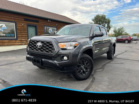 Used 2020 Toyota Tacoma SR5 AWD/4WD image 1