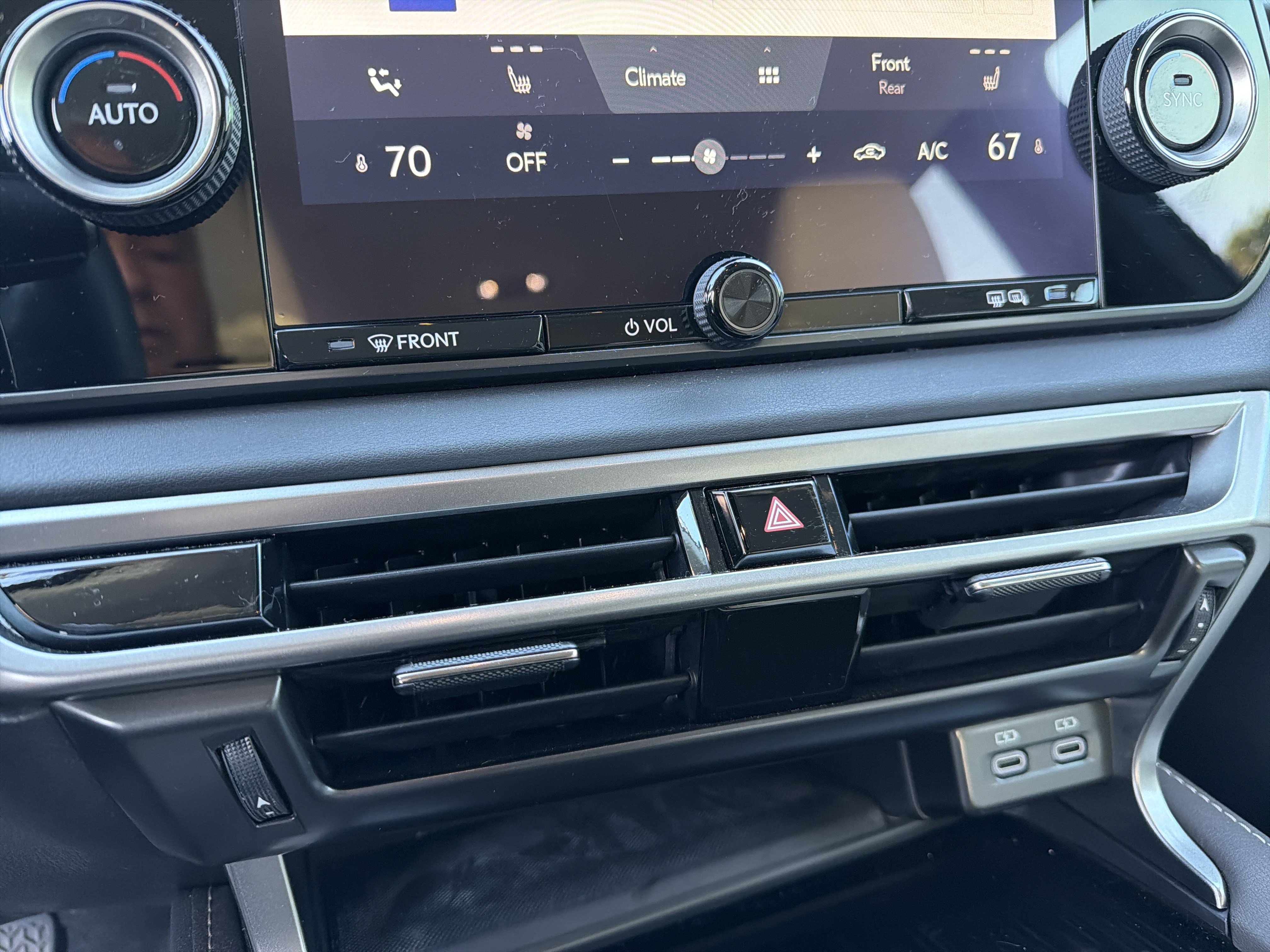 Certified 2024 Lexus RX 350 FWD w/ Technology Package image 8