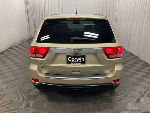 Used 2011 Jeep Grand Cherokee Limited w/ Trailer Tow Group IV image 3