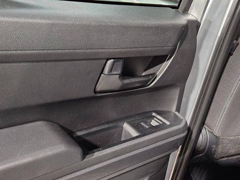 Used 2025 Toyota Tacoma SR RWD image 33