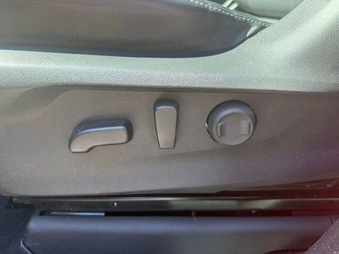 Certified 2022 Subaru Ascent Touring image 24