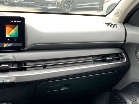 Used 2025 Kia K4 FWD image 34