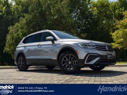 Certified 2023 Volkswagen Tiguan SE w/ Panoramic Sunroof Package