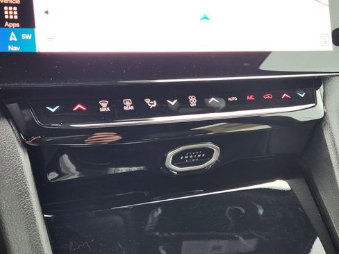 New 2026 Jeep Grand Cherokee Limited AWD/4WD image 17