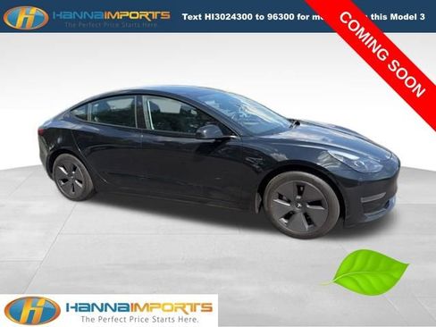 Used 2023 Tesla Model 3 Standard Range RWD image 1