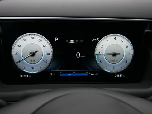 Certified 2023 Hyundai Tucson SEL w/ Convenience Package AWD/4WD image 34