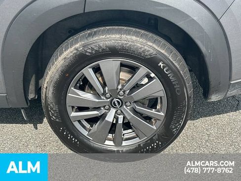 Used 2025 Nissan Pathfinder SV FWD image 23