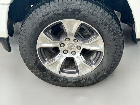 Used 2022 RAM 1500 Laramie AWD/4WD image 29