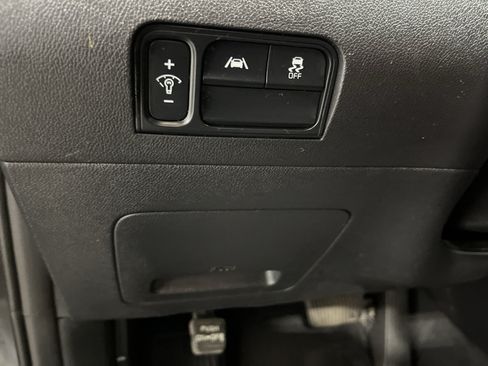 Used 2022 Kia Sorento LX AWD/4WD image 33