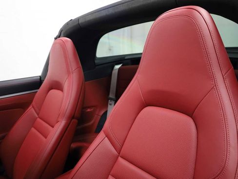 Certified 2024 Porsche 911 Targa 4S image 17