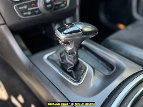 Used 2020 Dodge Charger R/T w/ Plus Group RWD image 12