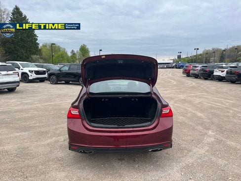 Used 2016 Chevrolet Malibu Premier w/ Driver Confidence Package FWD image 10
