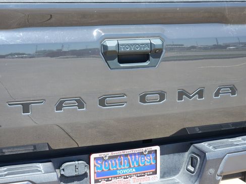 Used 2024 Toyota Tacoma TRD Off-Road w/ TRD Off Road Upgrade Package AWD/4WD image 12