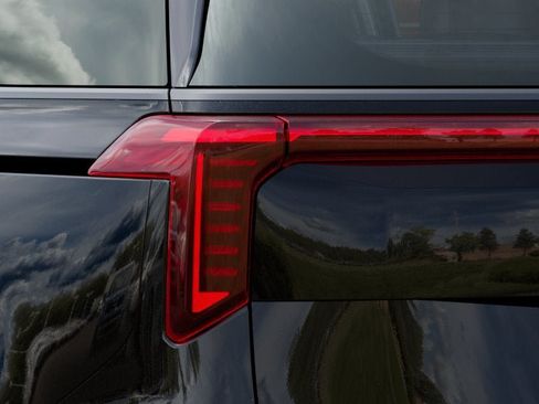 New 2027 Kia Carnival SX Prestige FWD image 11