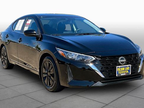 Used 2024 Nissan Sentra S FWD image 2