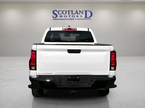 Used 2024 Chevrolet Colorado W/T RWD image 7