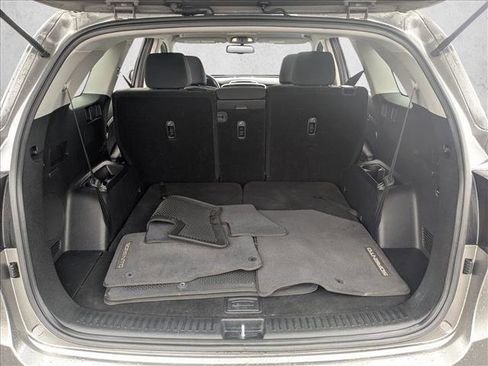 Used 2019 Kia Sorento LX w/ LX Convenience Package image 6