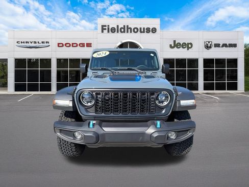 Used 2024 Jeep Wrangler Unlimited Rubicon 4xe w/ Safety Group AWD/4WD image 2